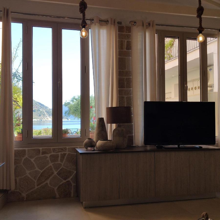 Waterside Apartments Agia Efimia Dış mekan fotoğraf