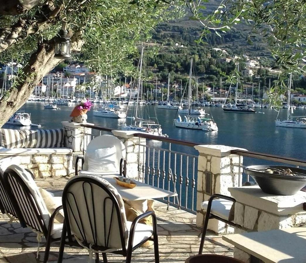 Waterside Apartments Agia Efimia Dış mekan fotoğraf