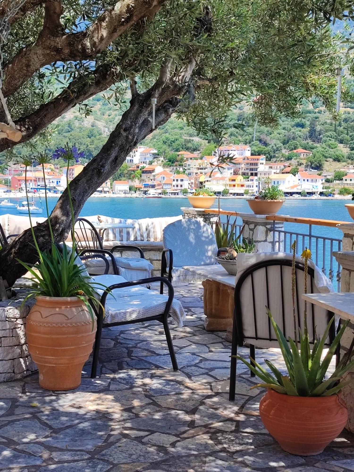 Waterside Apartments Agia Efimia Dış mekan fotoğraf
